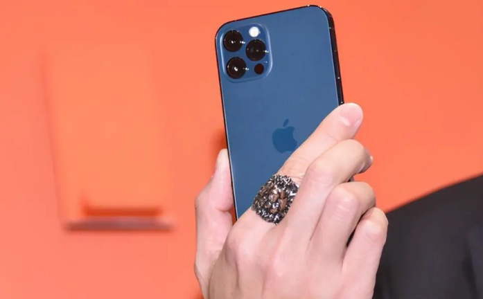 桐柏苹果手机维修分享iPhone12系列重启方法教程 