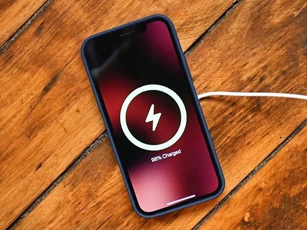 桐柏苹果手机维修分享iPhone 12可以随便充电吗 